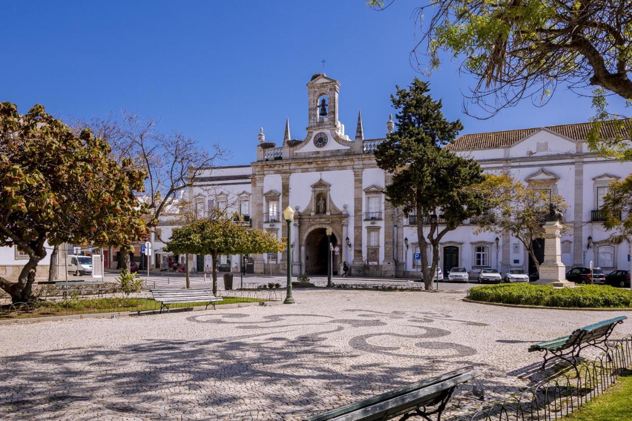 Faro Tradicional House - City Center Bagian luar foto